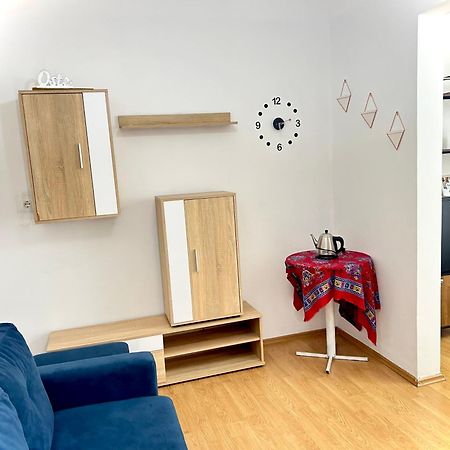 Budget Retreat Tirana & Studios Εξωτερικό φωτογραφία
