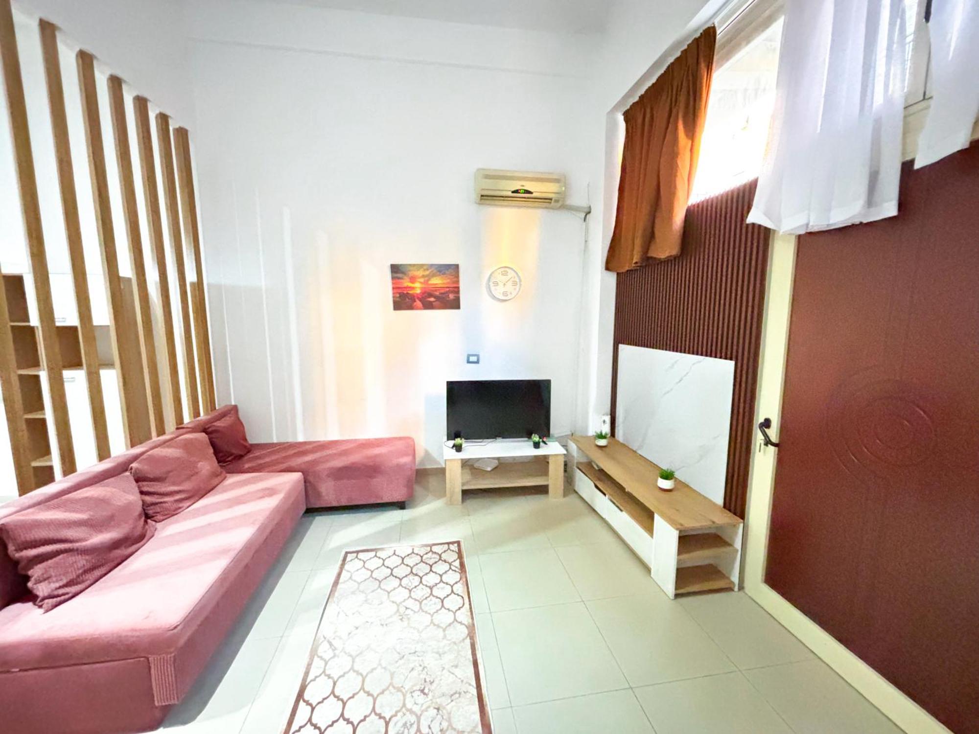 Budget Retreat Tirana & Studios Εξωτερικό φωτογραφία