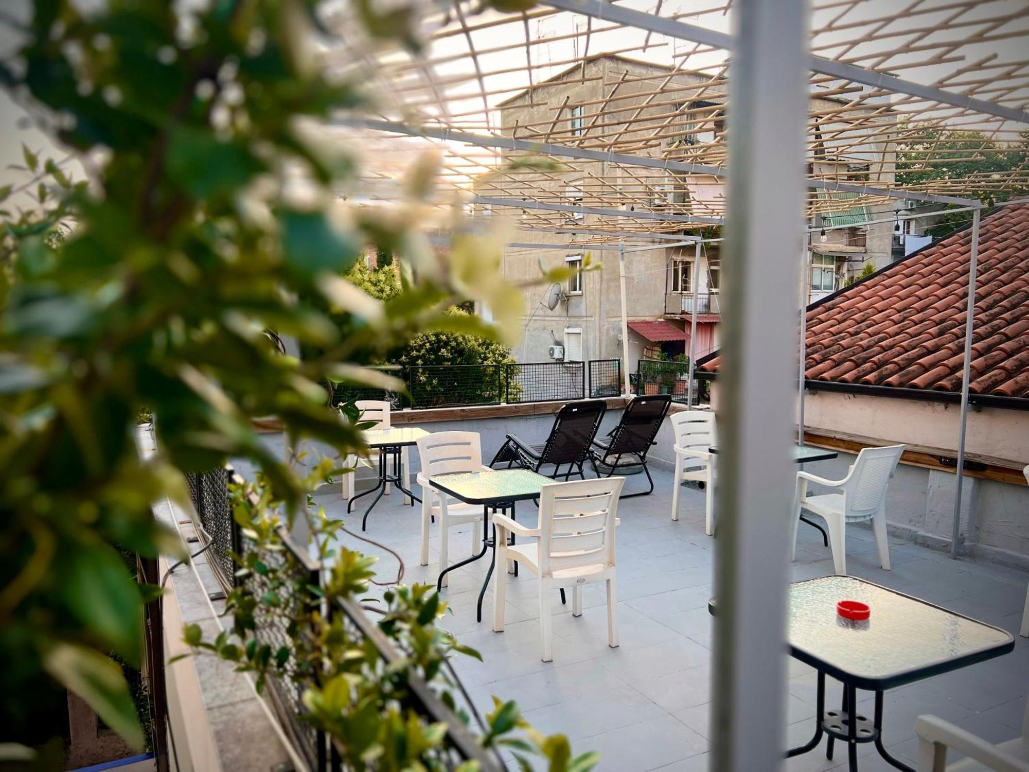 Budget Retreat Tirana & Studios Εξωτερικό φωτογραφία