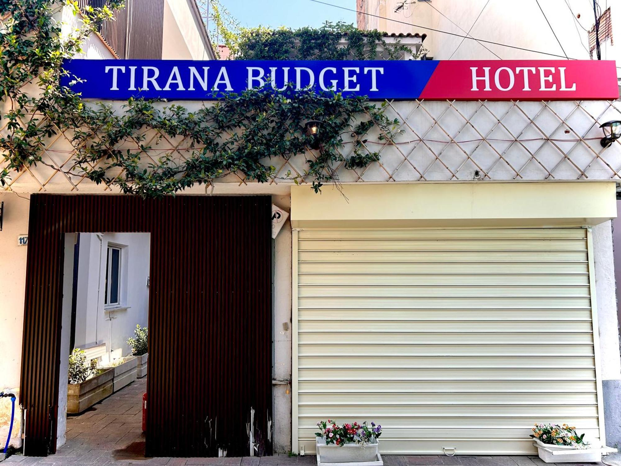 Budget Retreat Tirana & Studios Εξωτερικό φωτογραφία